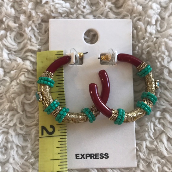 EXPRESS EARRINGS TRIBAL - Picture 2 of 2
